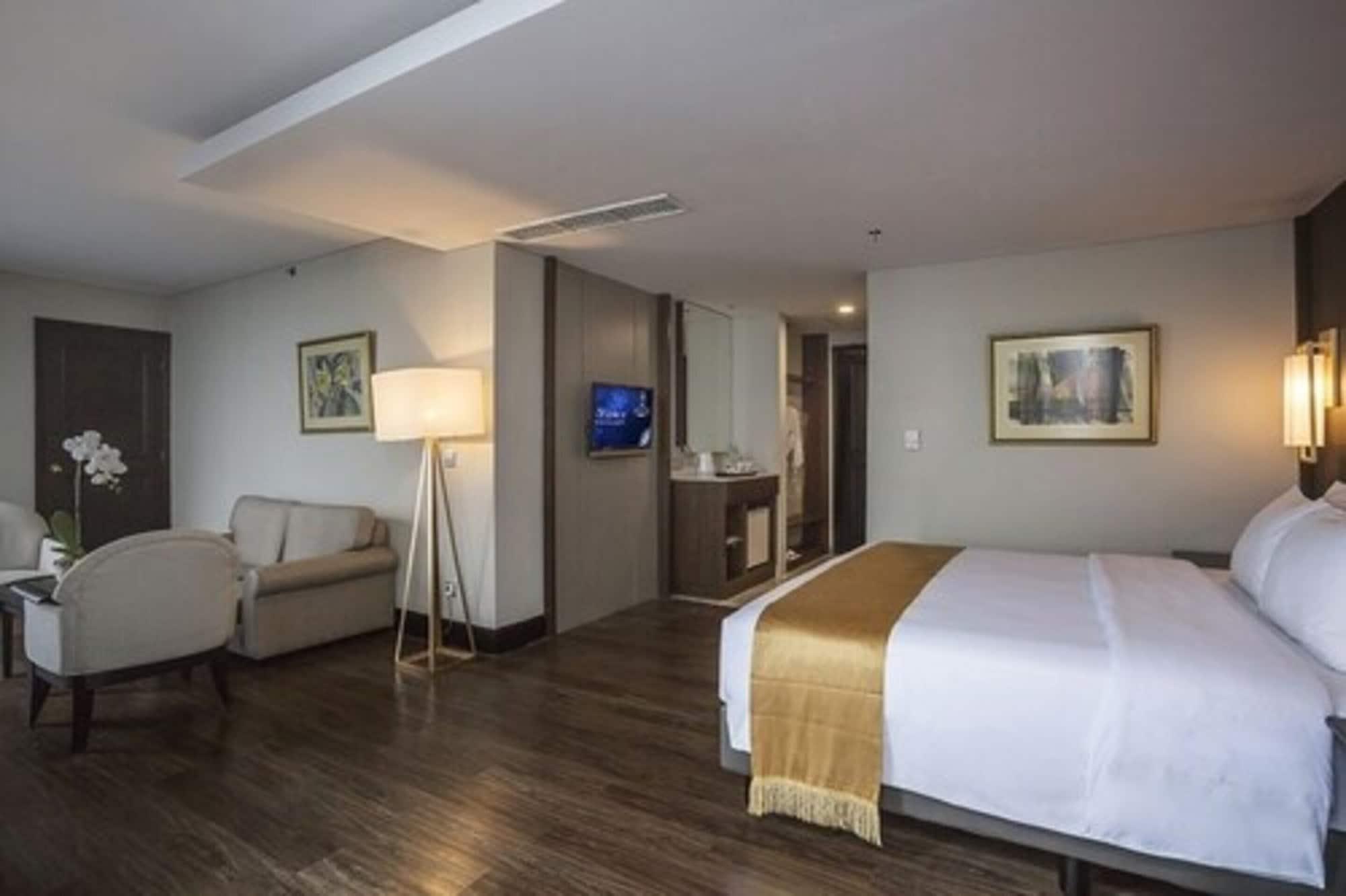 The Acacia Hotel Jakarta Extérieur photo