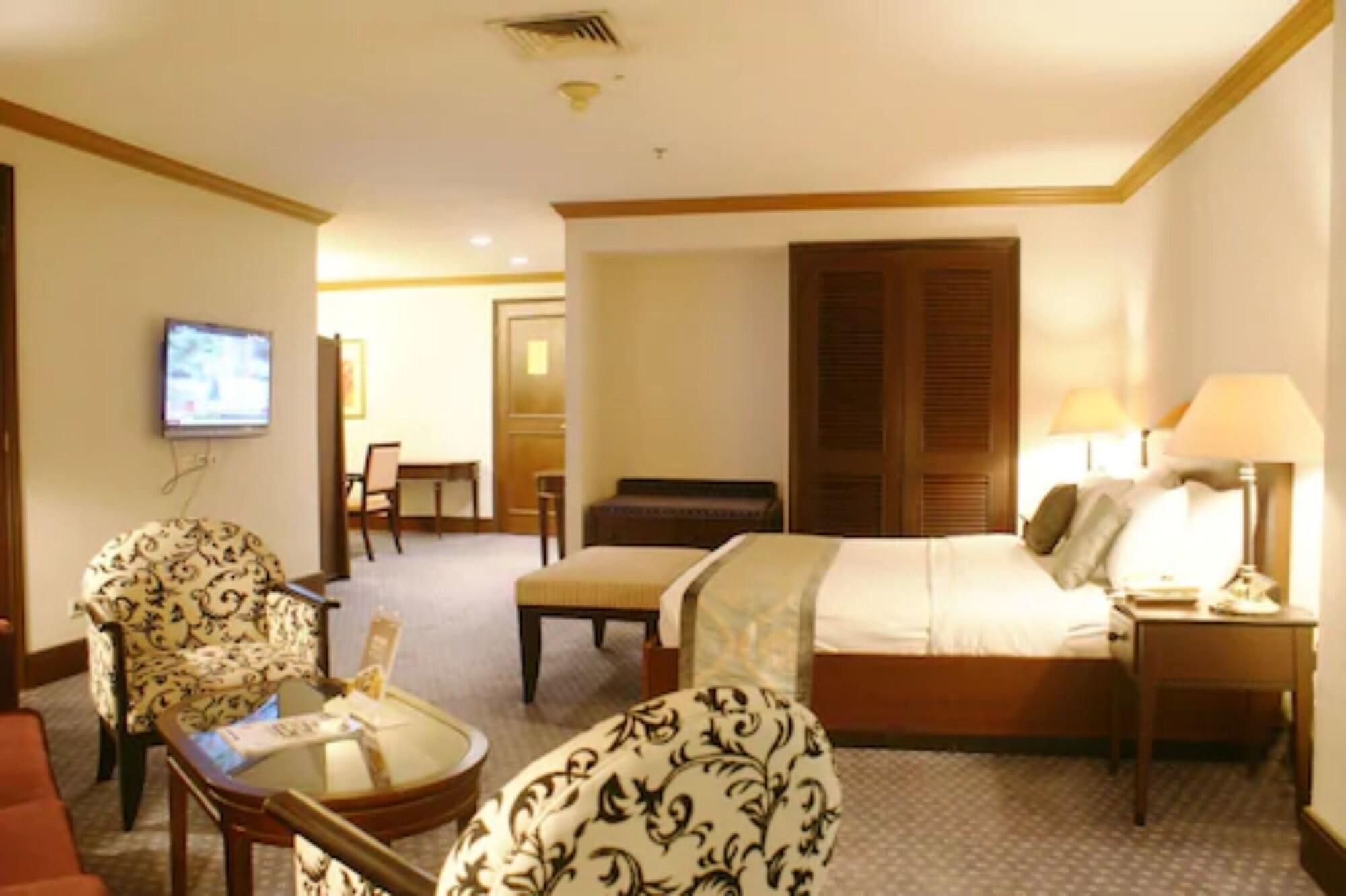 The Acacia Hotel Jakarta Extérieur photo
