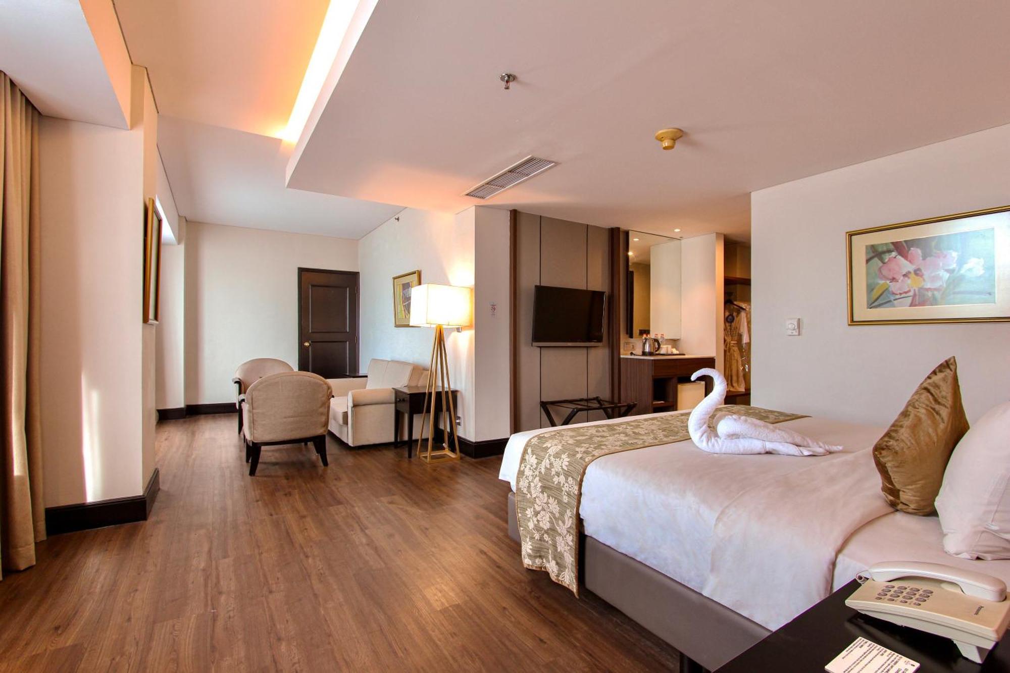 The Acacia Hotel Jakarta Extérieur photo