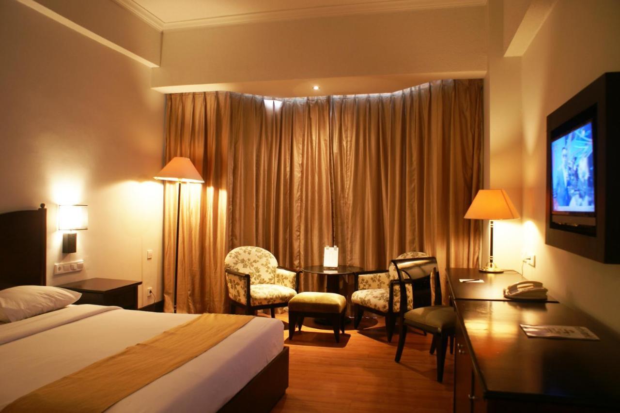 The Acacia Hotel Jakarta Extérieur photo